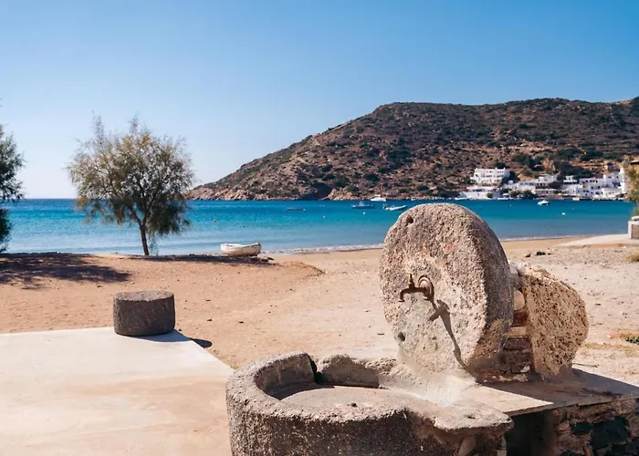 Anna 3* Vathi (Sifnos)