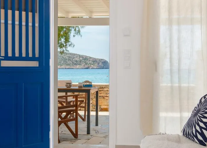 Anna Konukevi Vathi (Sifnos)